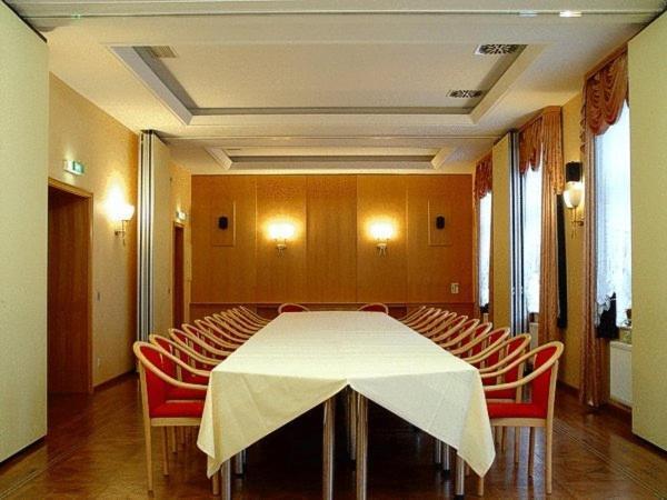 Hotel Stadt Naumburg Bagian luar foto